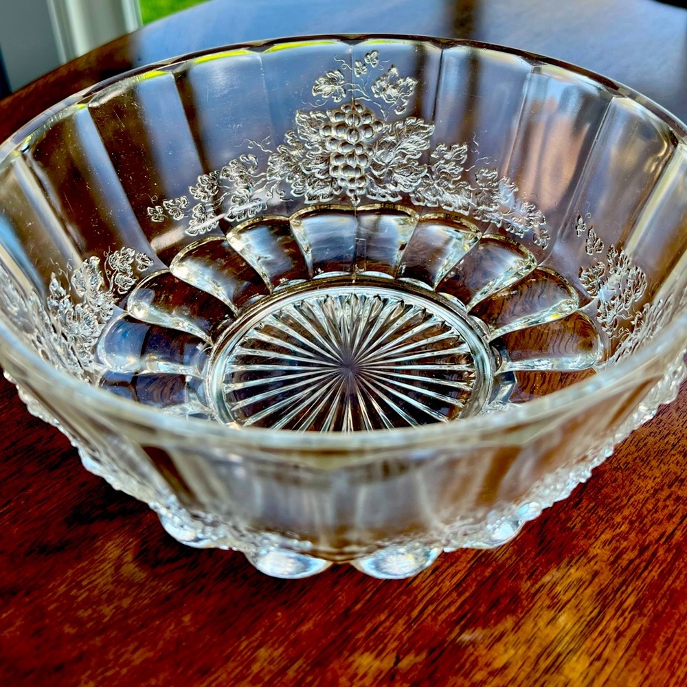 EAPG Kokomo Jenkins Grape Paneled Fruit Bowl